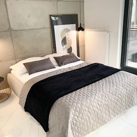 El Apartments - Antares بوزنان المظهر الخارجي الصورة