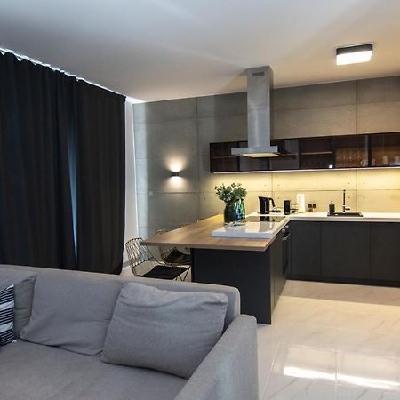 El Apartments - Antares بوزنان المظهر الخارجي الصورة