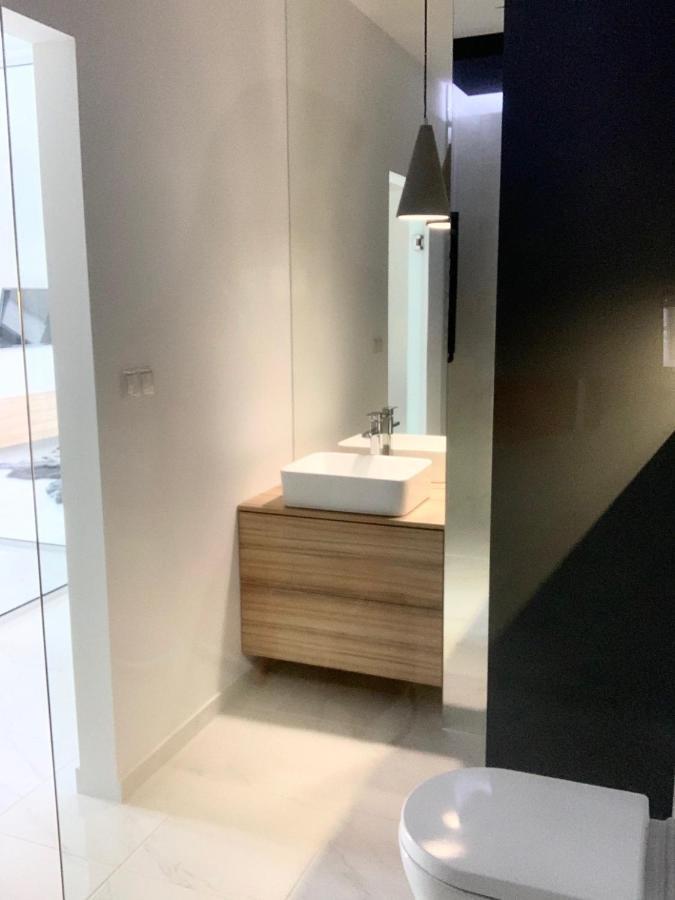 El Apartments - Antares بوزنان المظهر الخارجي الصورة
