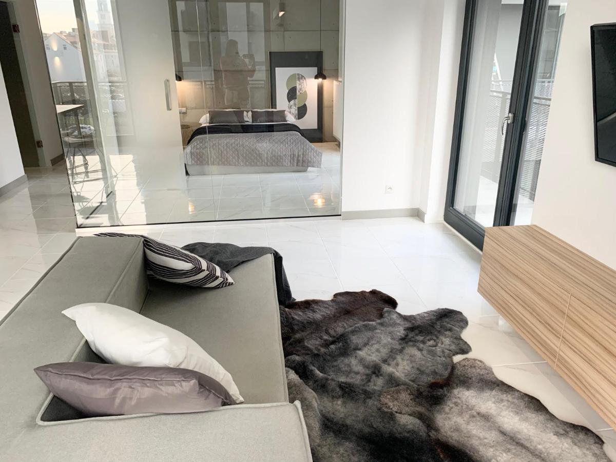 El Apartments - Antares بوزنان المظهر الخارجي الصورة